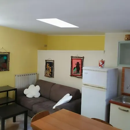 Alex's Place * Gaeta