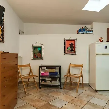 Alex's Place